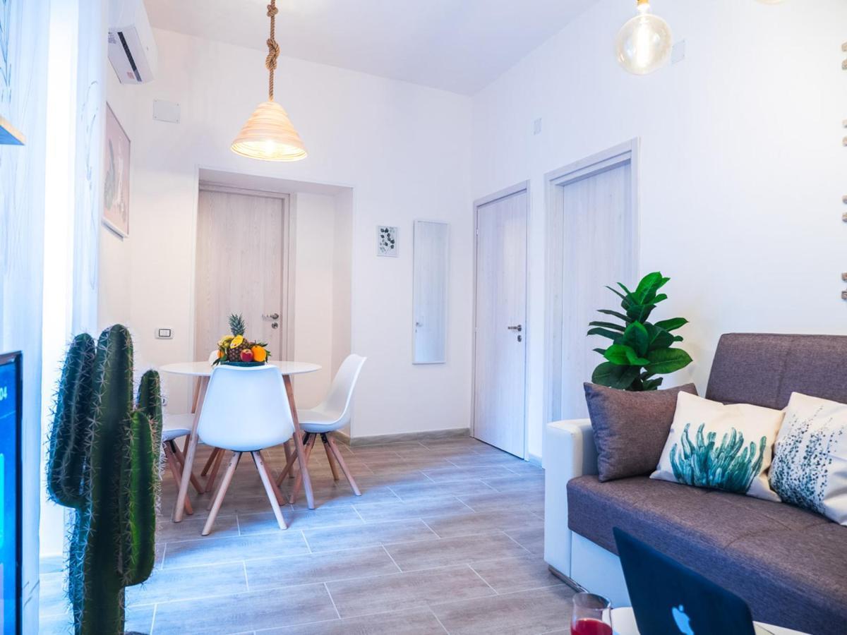 Chiaia Premium Flat, Naples Center, Near Seaside Apartment Luaran gambar